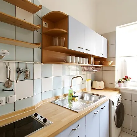 Gallery 66 Apartma